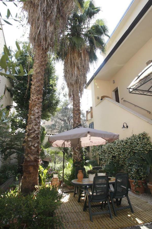 Residenza D'Epoca B&B Celeste Казерта Экстерьер фото
